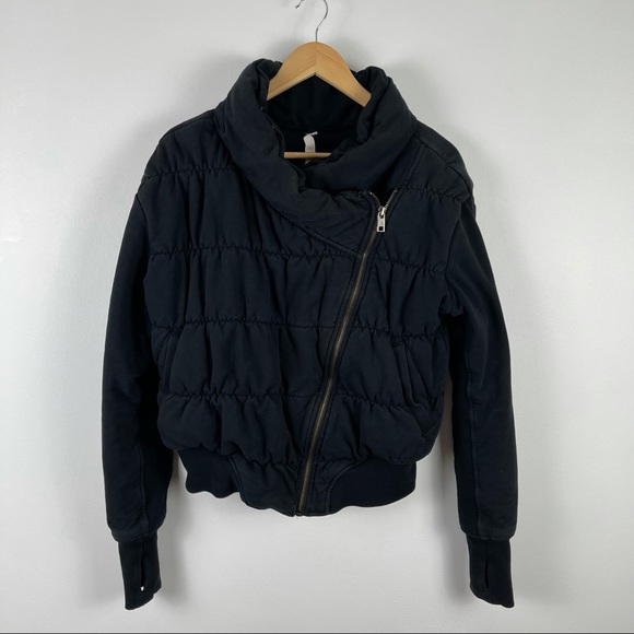 Lululemon Rejuvenate Black Puffer Jacket